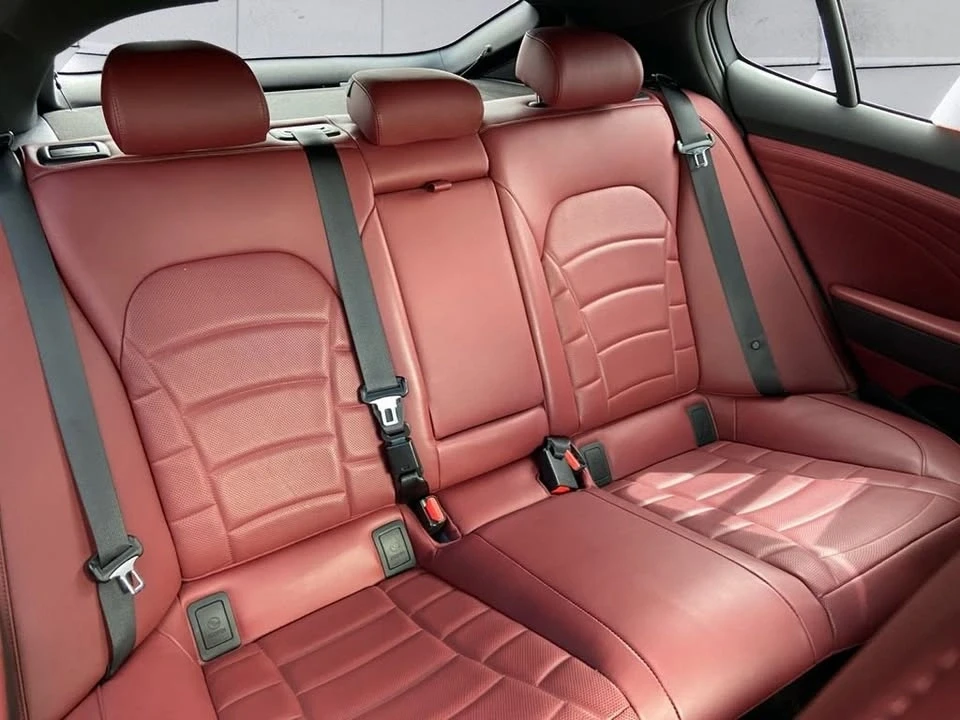 2023 Kia Stinger GT - Image 13 of 15