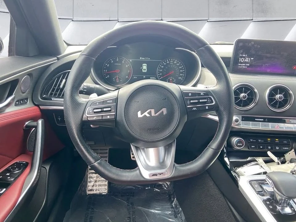 2023 Kia Stinger GT - Image 9 of 15