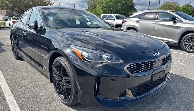2023 Kia Stinger GT2