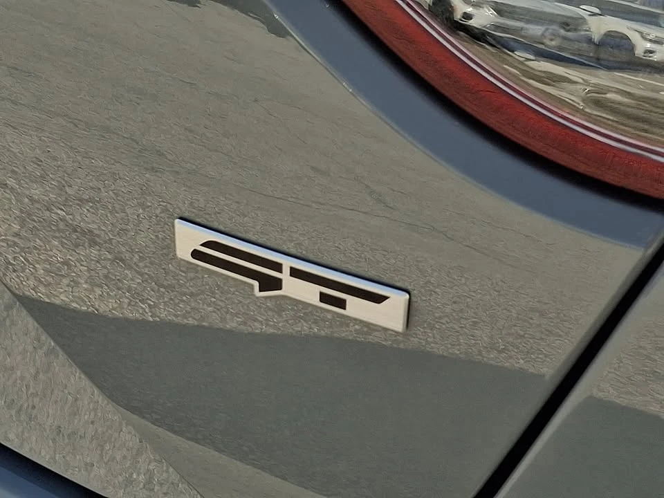 2023 Kia Stinger GT - Image 16 of 20