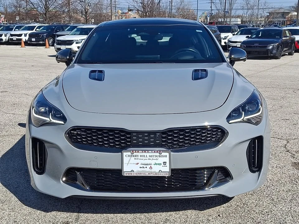 2023 Kia Stinger GT - Image 8 of 20