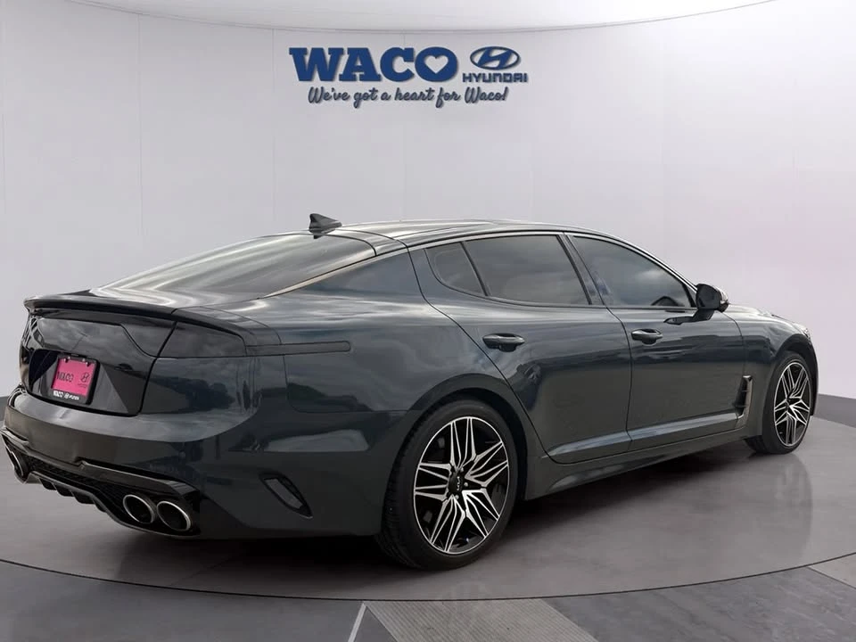 2023 Kia Stinger GT - Image 8 of 15