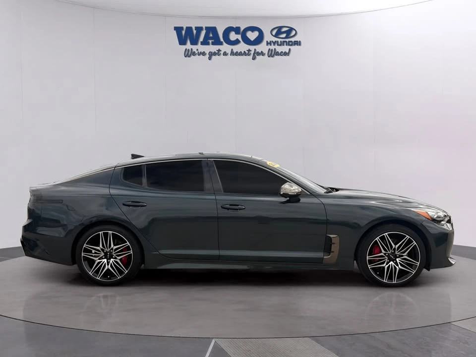 2023 Kia Stinger GT - Image 9 of 15