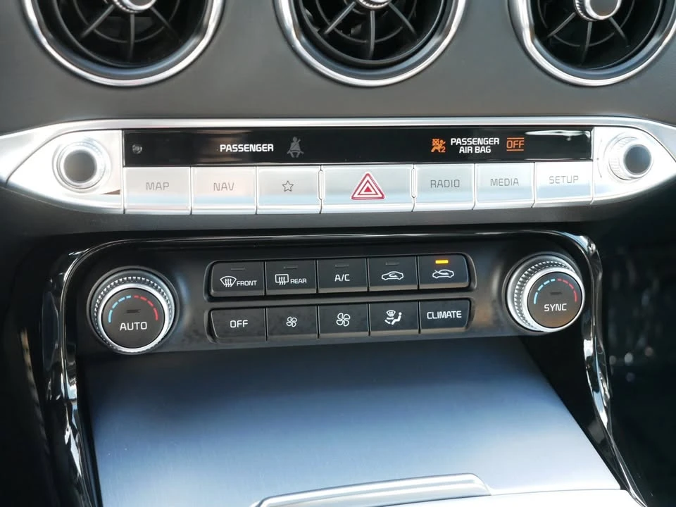 2023 Kia Stinger GT - Image 14 of 18