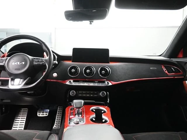 2023 Kia Stinger GT - Image 9 of 20