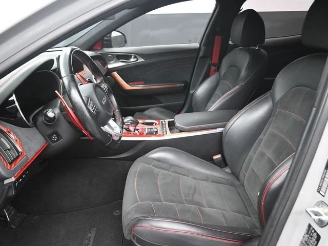 2023 Kia Stinger GT - Image 10 of 20