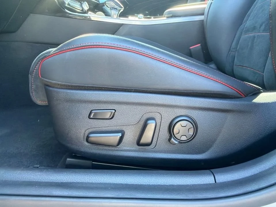 2023 Kia Stinger GT - Image 13 of 20