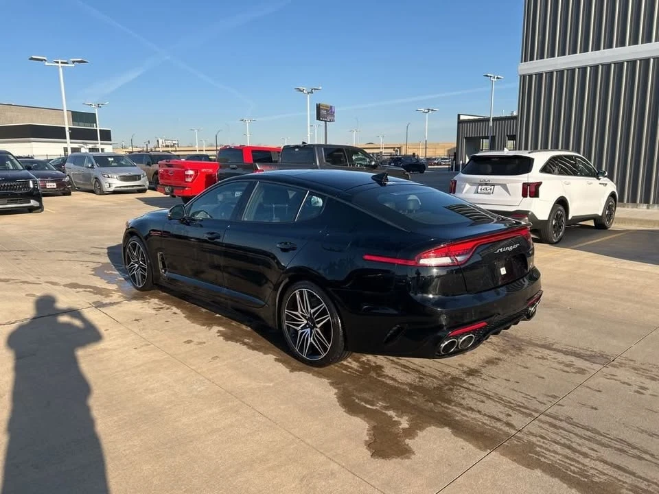 2023 Kia Stinger GT - Image 2 of 5