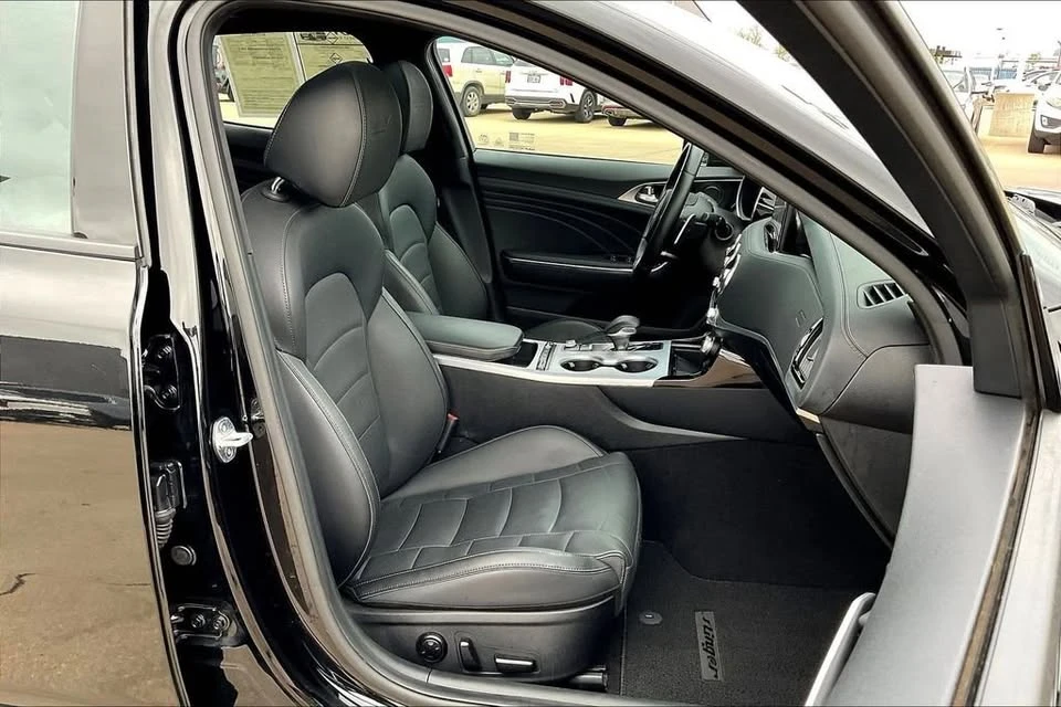 2023 Kia Stinger GT - Image 7 of 20