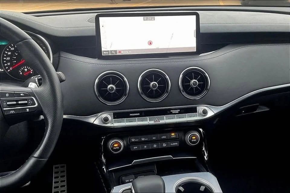 2023 Kia Stinger GT - Image 6 of 20