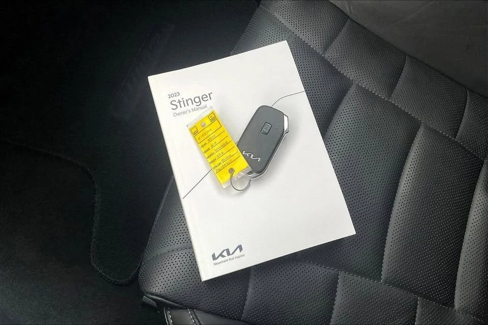 2023 Kia Stinger GT - Image 11 of 20