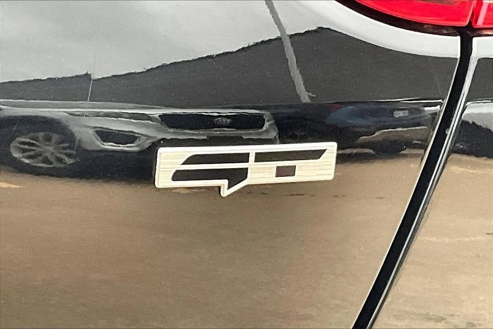 2023 Kia Stinger GT - Image 8 of 20