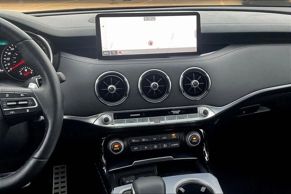 2023 Kia Stinger GT - Image 6 of 20