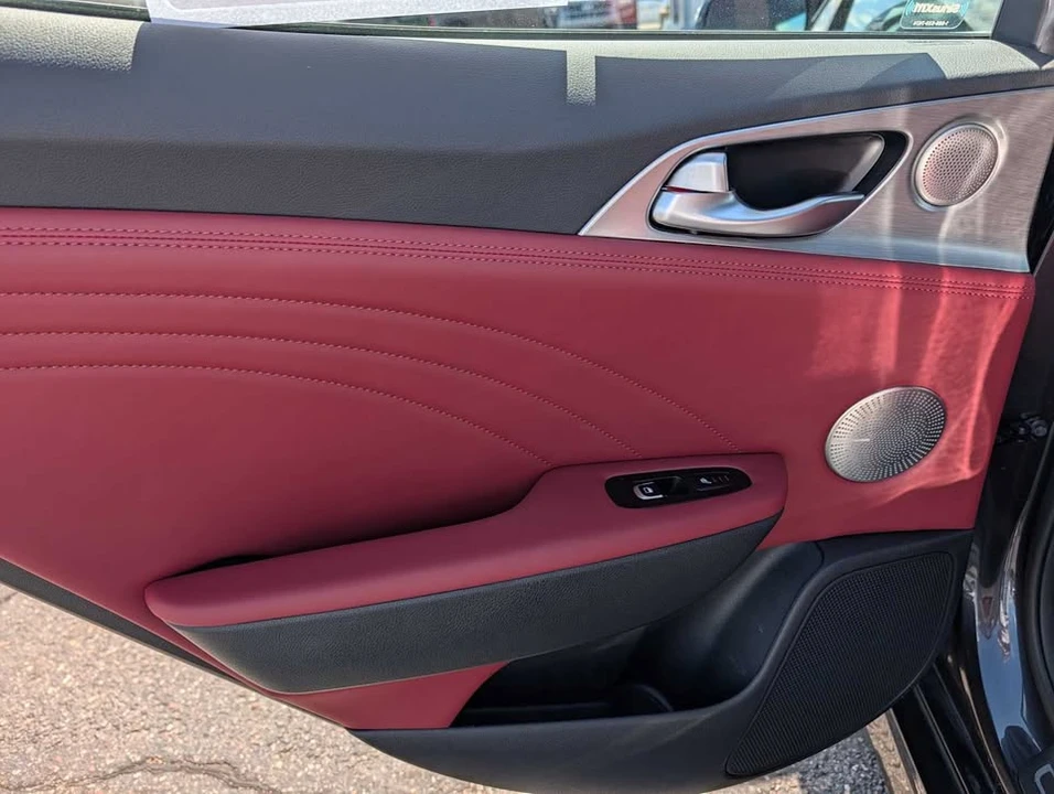 2023 Kia Stinger GT - Image 16 of 20