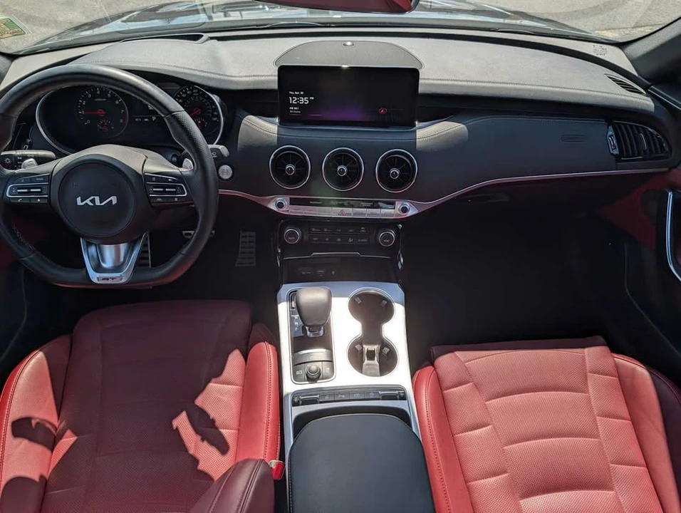 2023 Kia Stinger GT - Image 18 of 20
