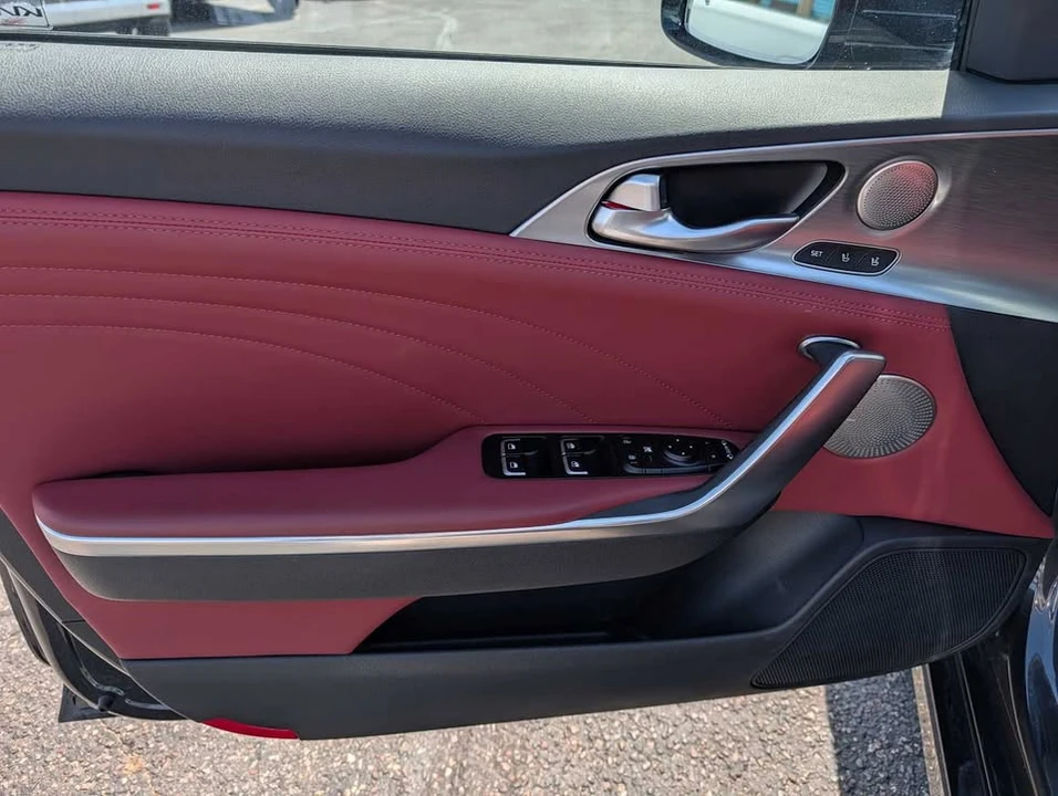2023 Kia Stinger GT - Image 12 of 20