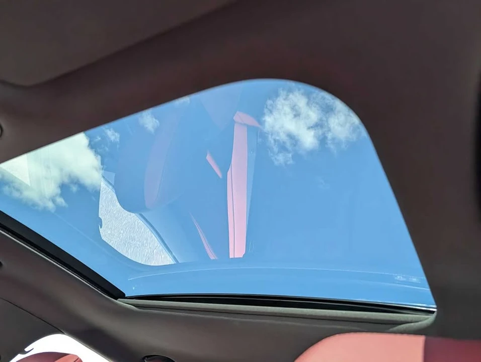 2023 Kia Stinger GT - Image 11 of 20