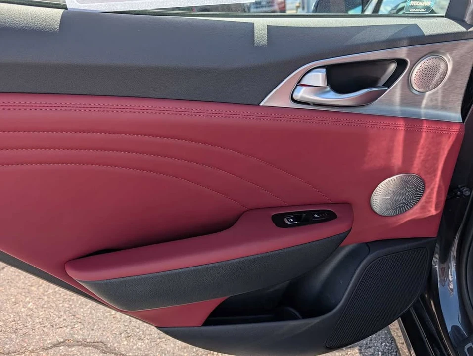 2023 Kia Stinger GT - Image 16 of 20