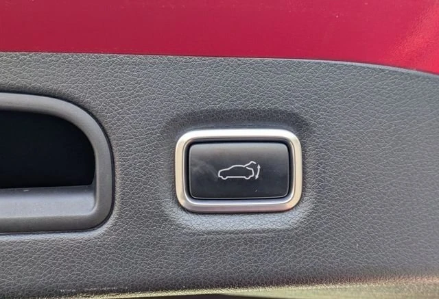2023 Kia Stinger GT - Image 13 of 19