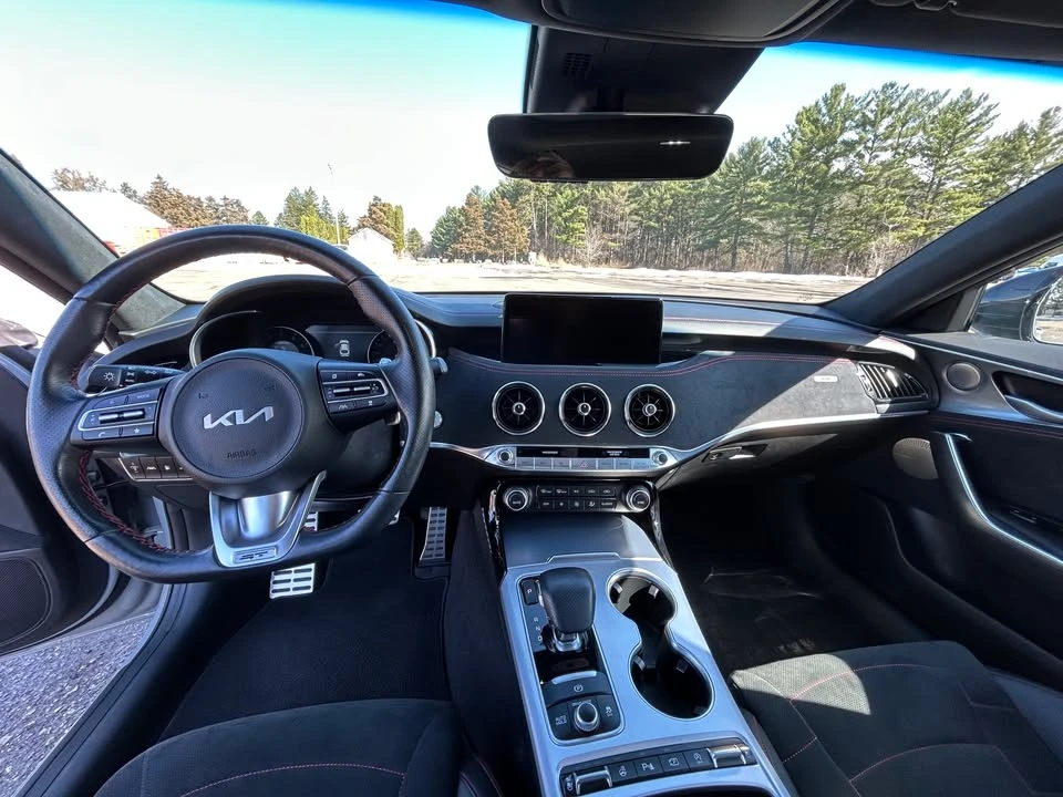 2023 Kia Stinger GT - Image 13 of 20