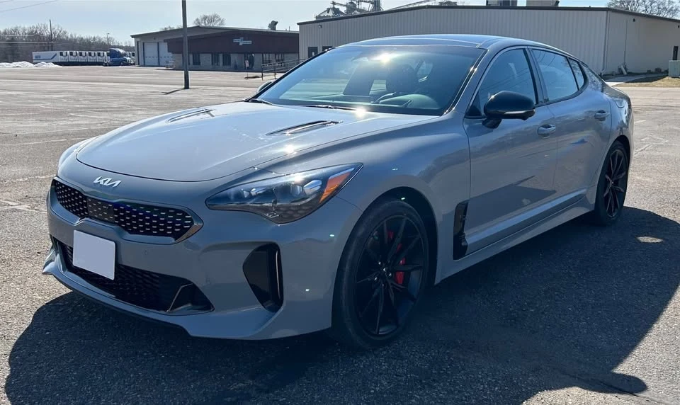2023 Kia Stinger GT - Image 2 of 20