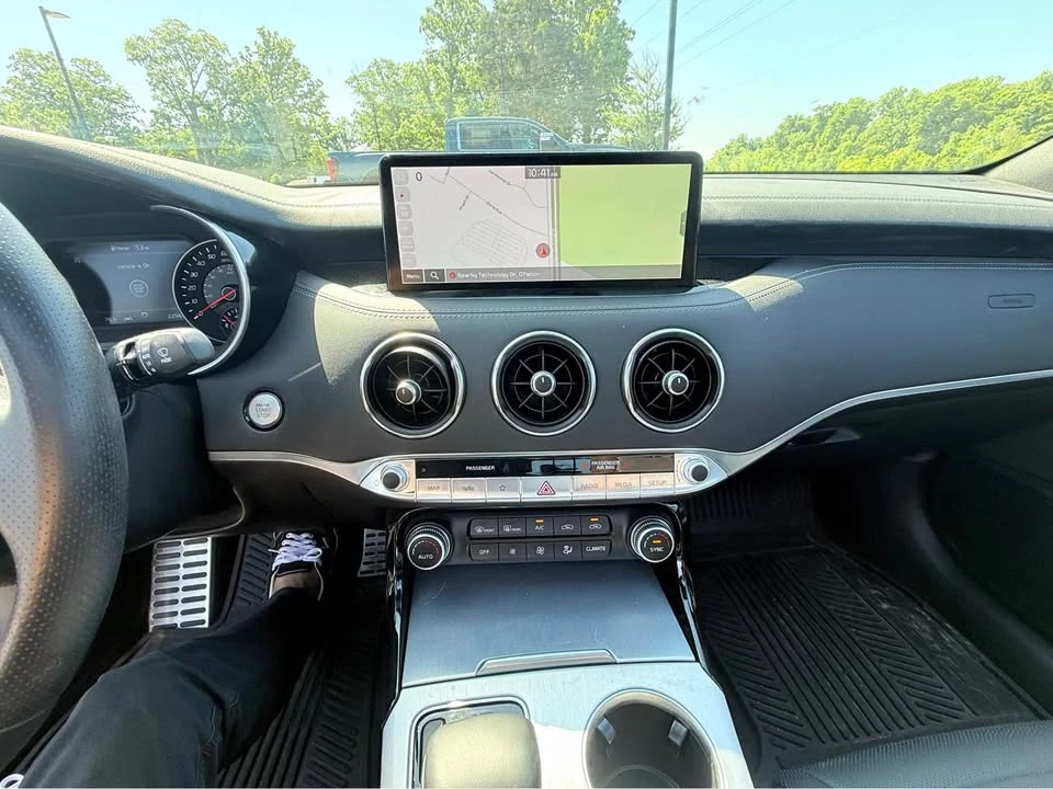 2023 Kia Stinger GT - Image 18 of 20