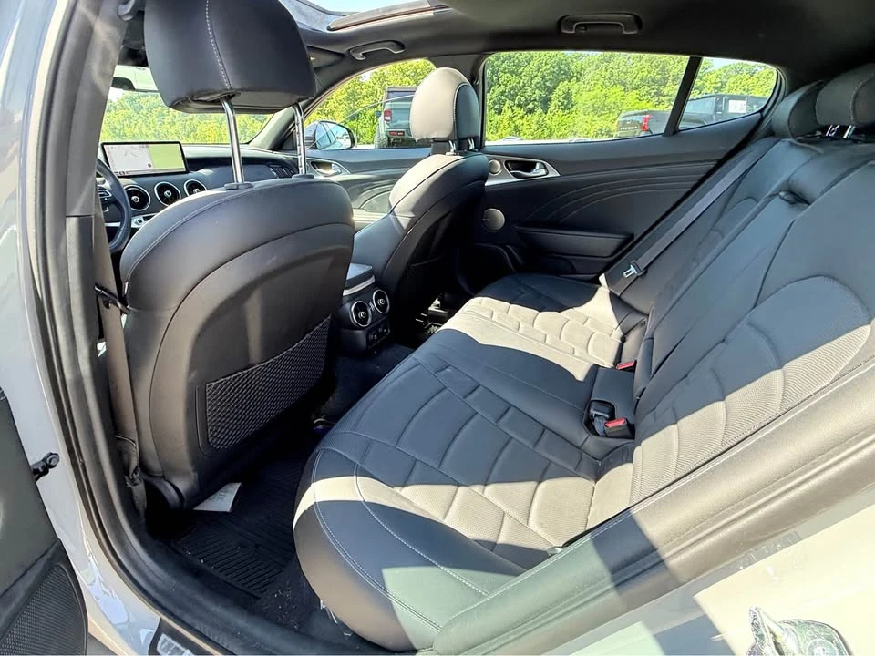 2023 Kia Stinger GT - Image 19 of 20