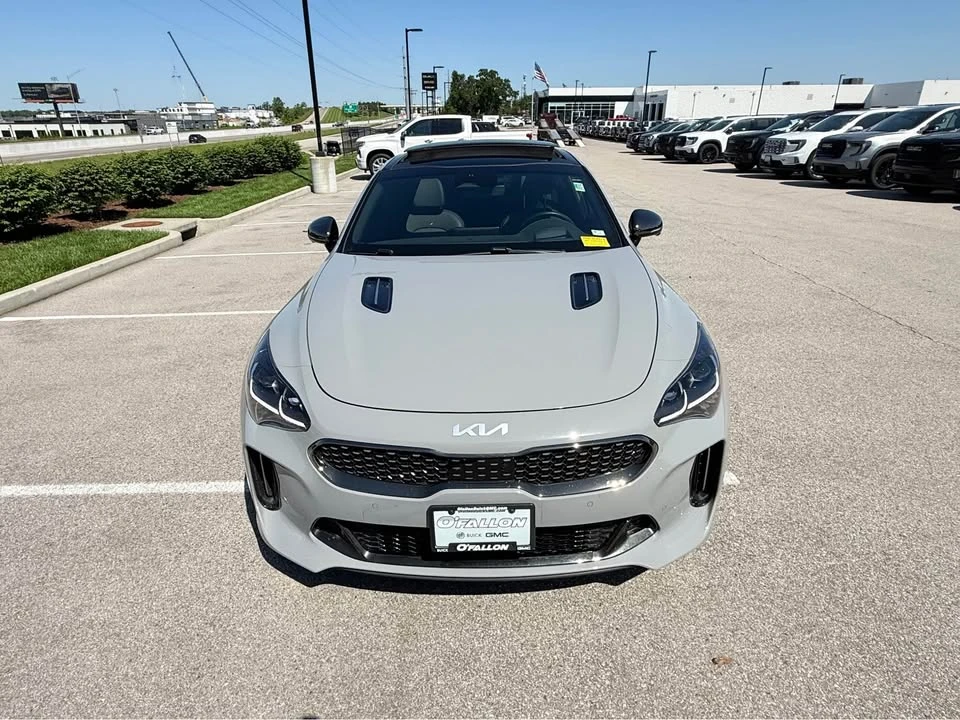 2023 Kia Stinger GT - Image 2 of 20