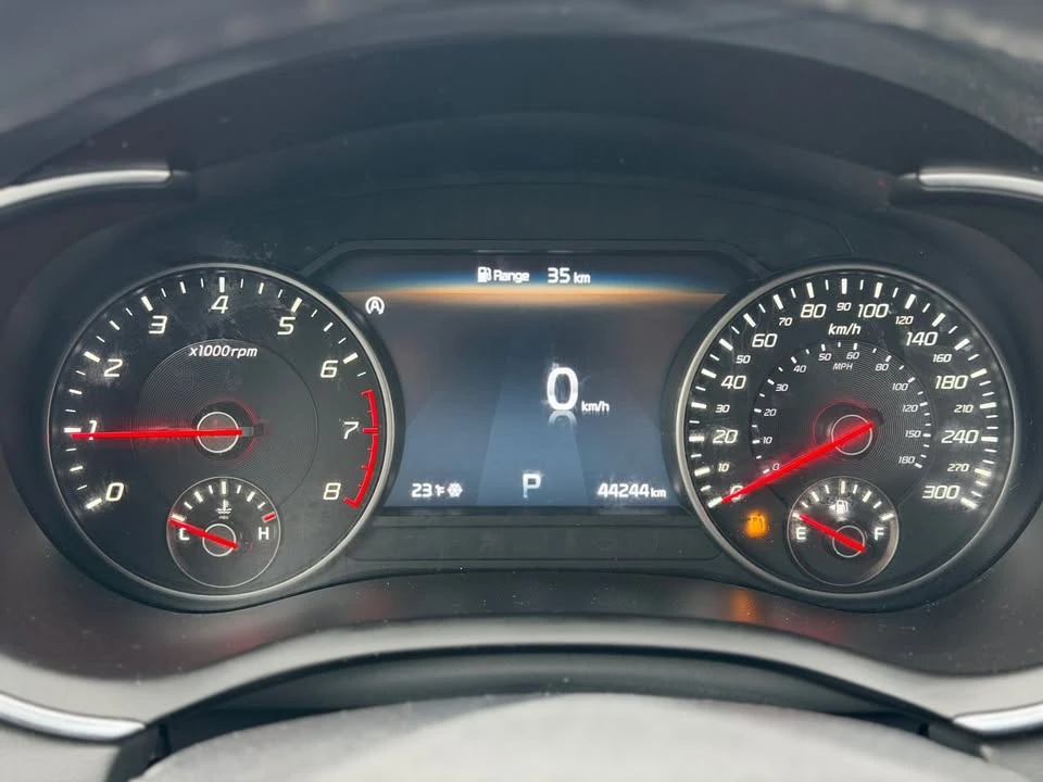 2023 Kia Stinger GT - Image 16 of 20