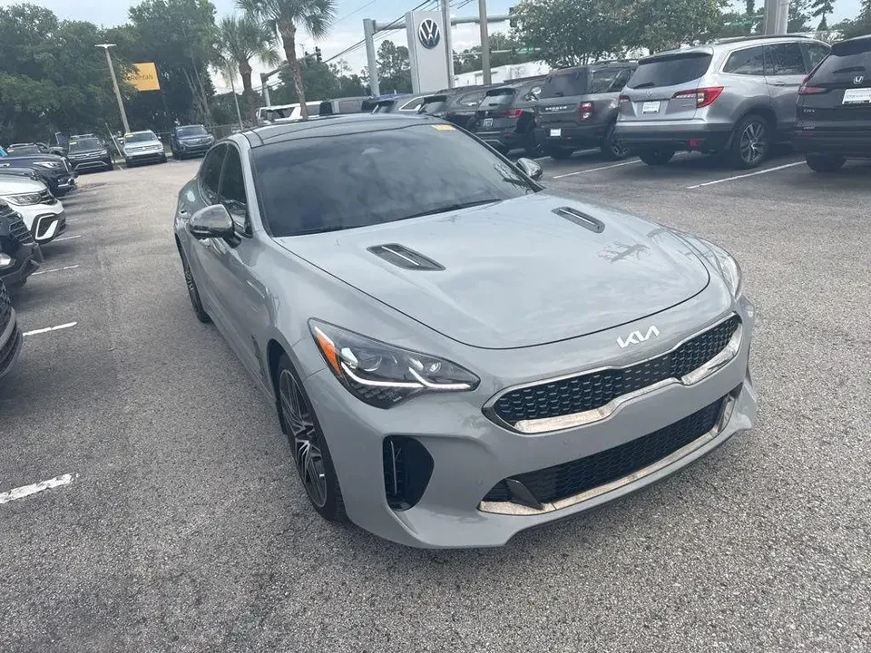 2023 Kia Stinger GT - Image 8 of 20
