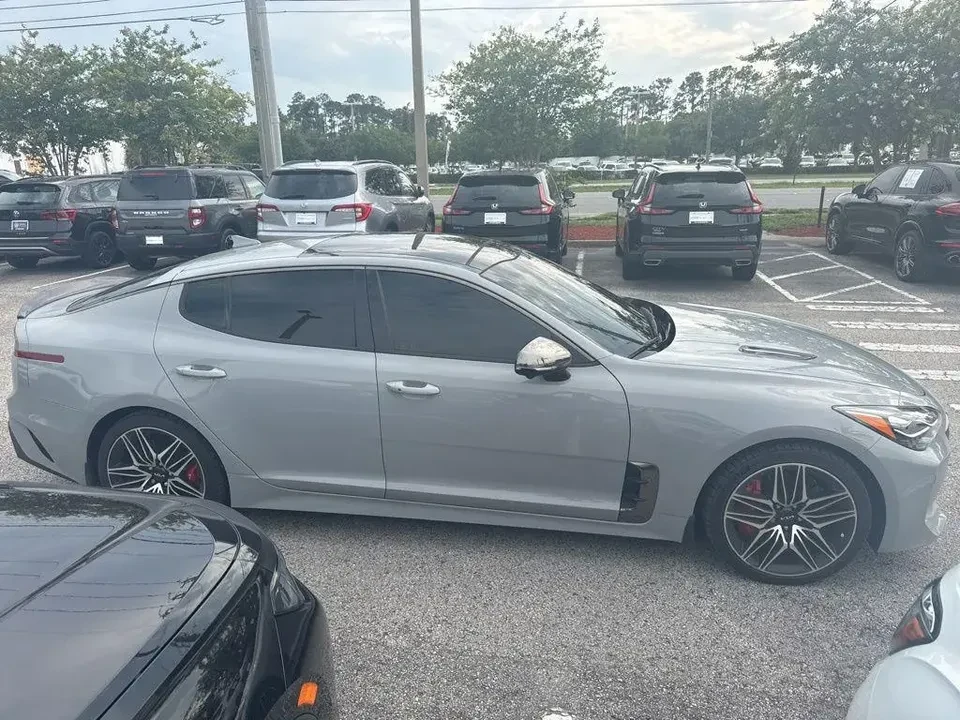 2023 Kia Stinger GT - Image 9 of 20