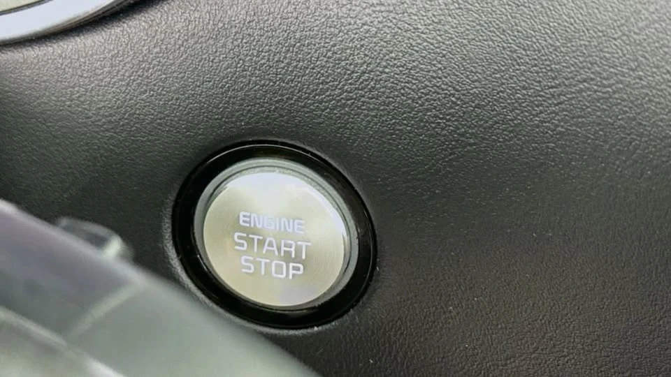 2023 Kia Stinger GT - Image 15 of 20