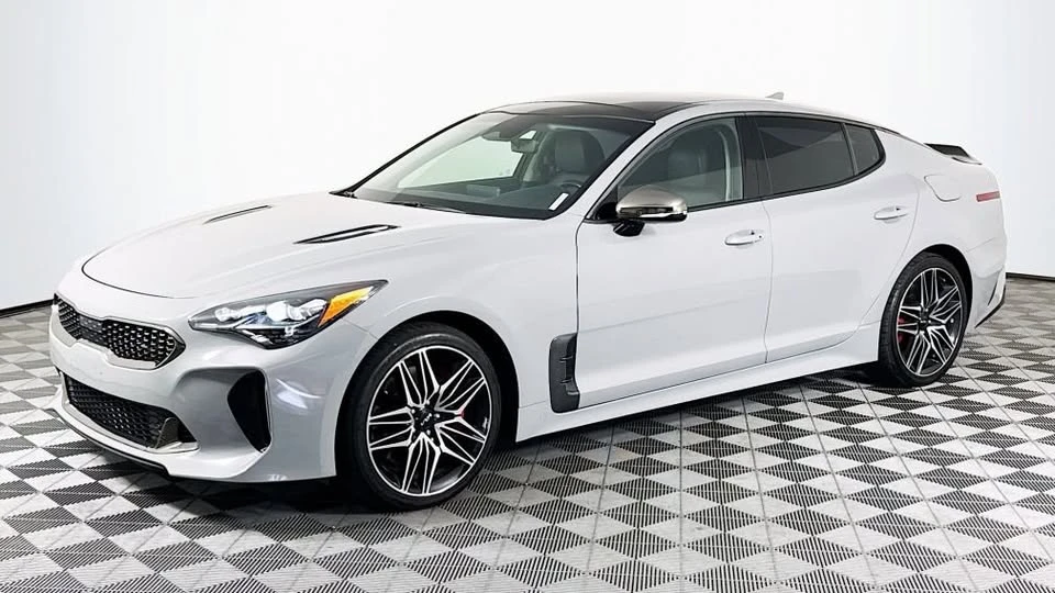 2023 Kia Stinger GT - Image 3 of 20