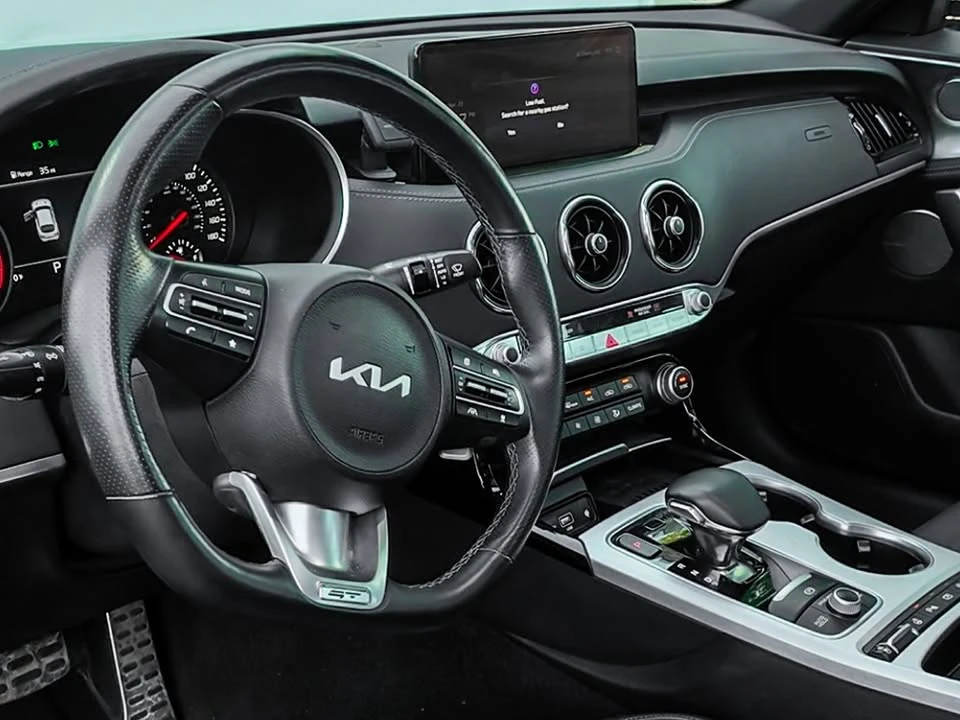 2023 Kia Stinger GT - Image 5 of 9
