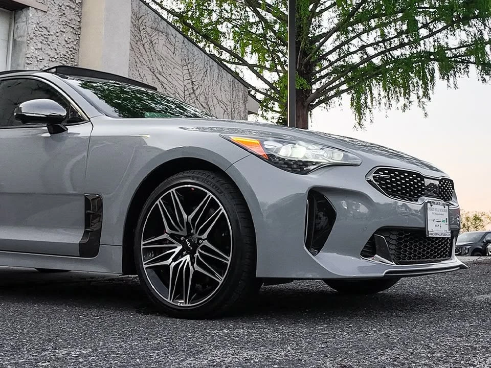 2023 Kia Stinger GT - Image 3 of 9