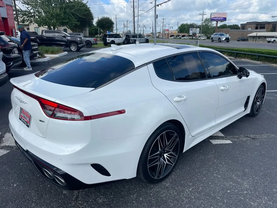 2023 Kia Stinger GT - Image 6 of 10