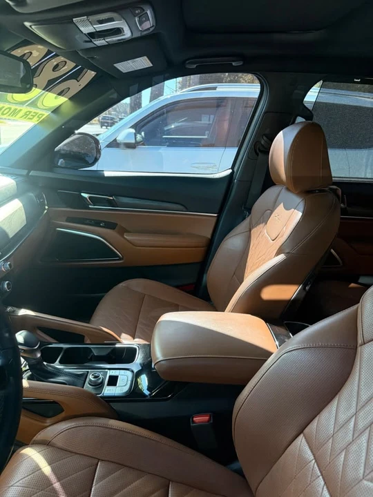 2023 Kia Telluride - Image 5 of 9