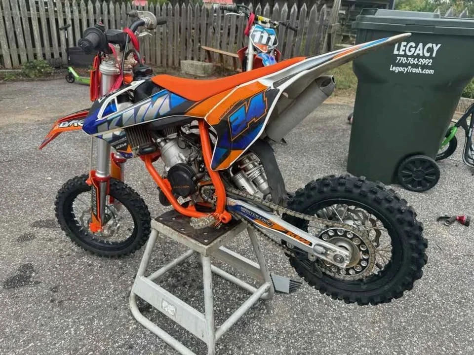 2023 KTM - Image 3 of 4
