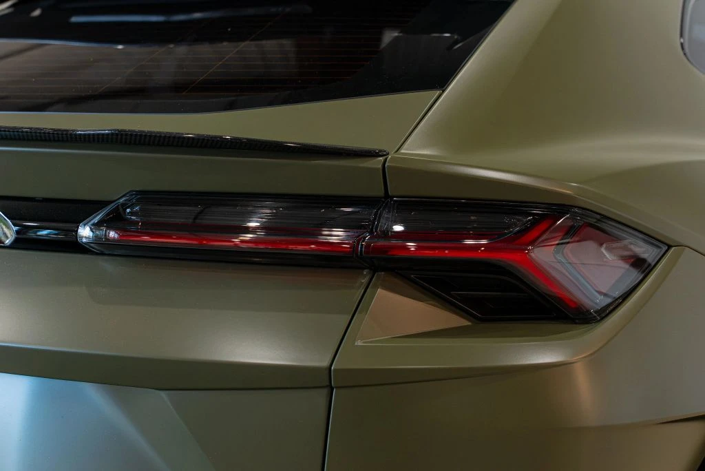 2023 Lamborghini Urus - Image 21 of 31
