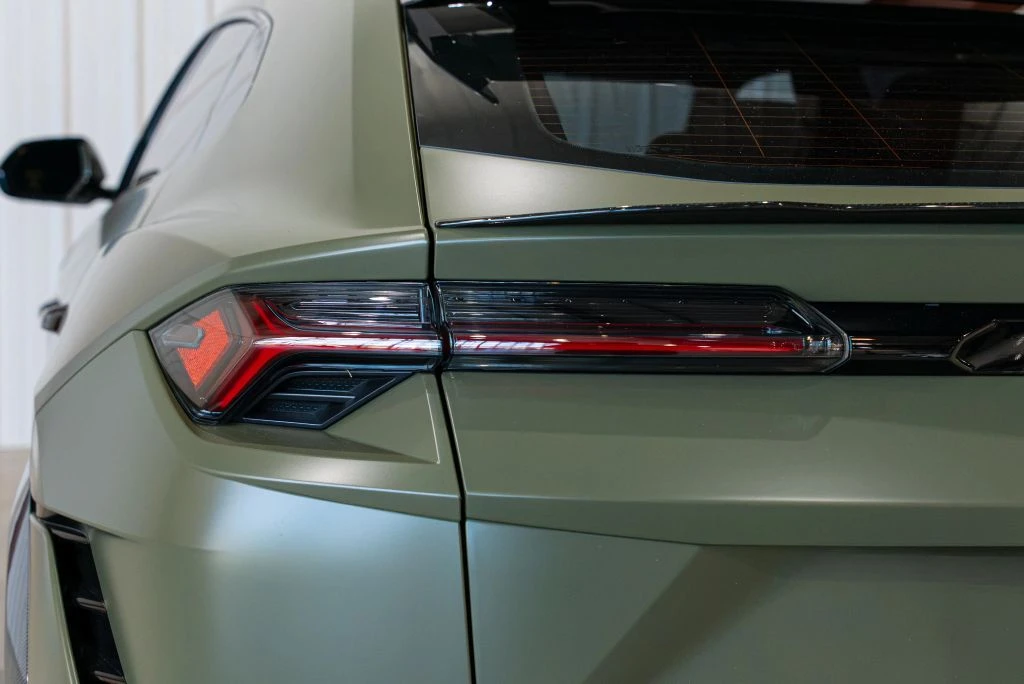 2023 Lamborghini Urus - Image 20 of 31