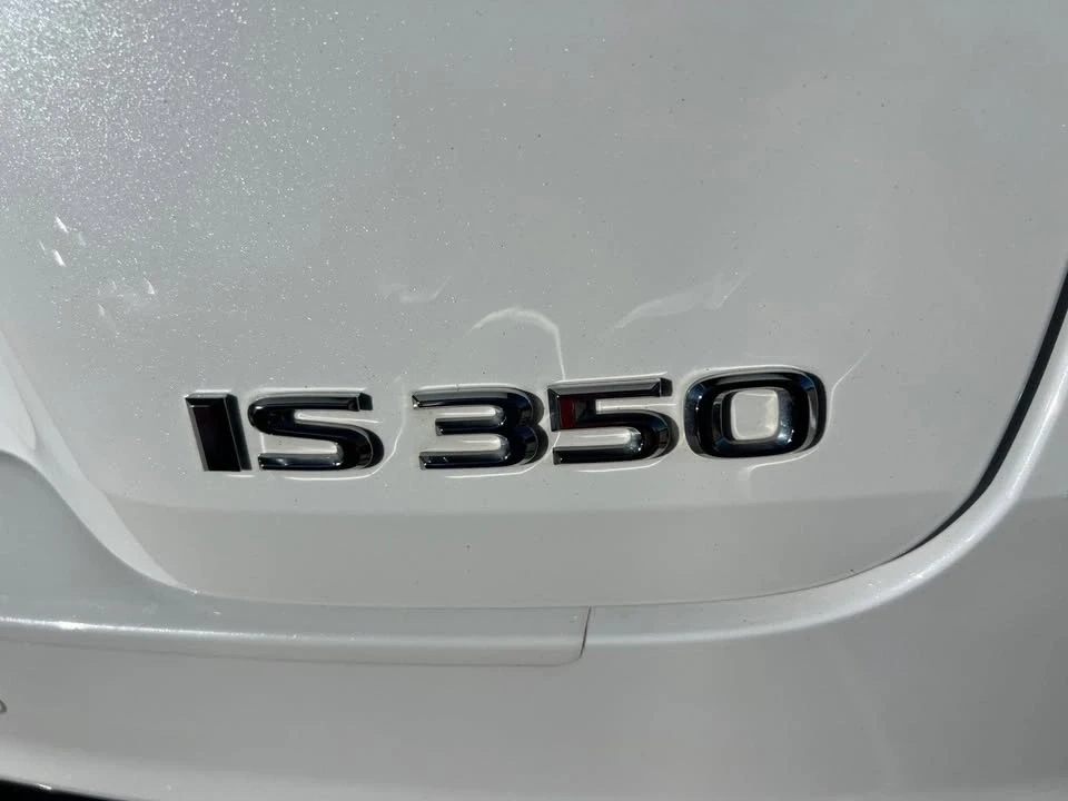 2023 Lexus IS 3rd Gen - Image 4 of 5