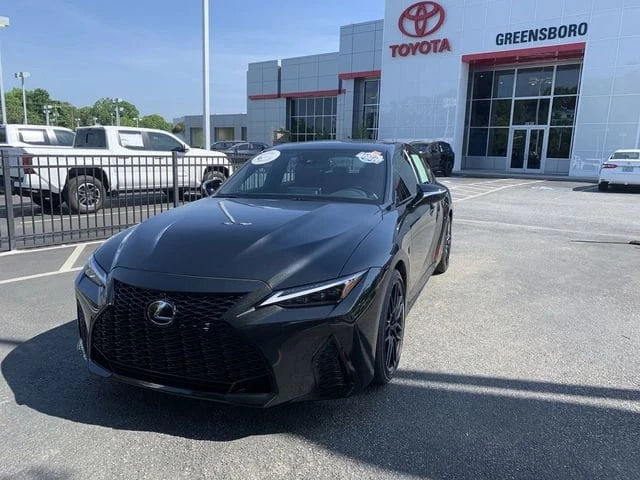 2023 Lexus IS 3rd Gen - Image 4 of 31