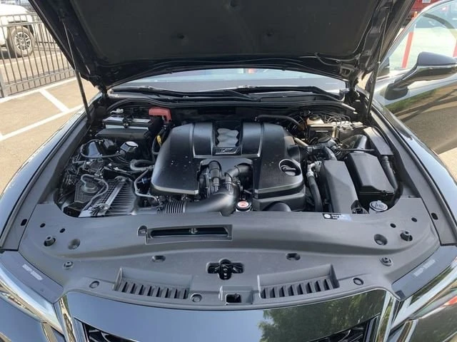 2023 Lexus IS 3rd Gen - Image 16 of 31