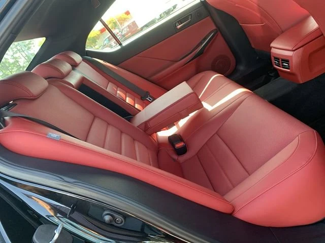 2023 Lexus IS 3rd Gen - Image 12 of 31