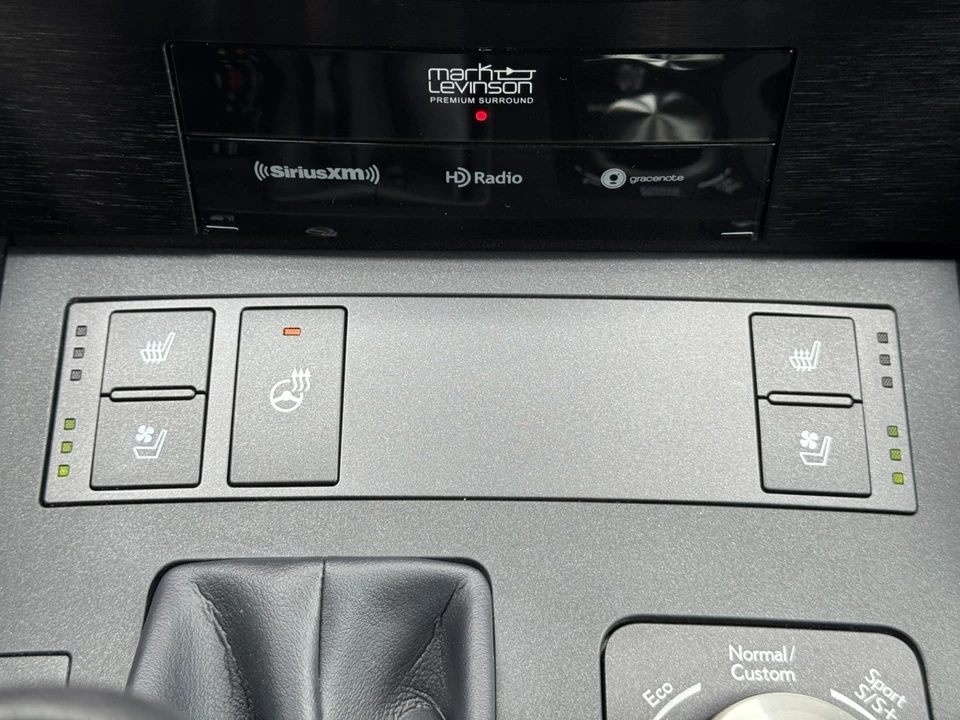2023 Lexus IS - Image 31 of 31