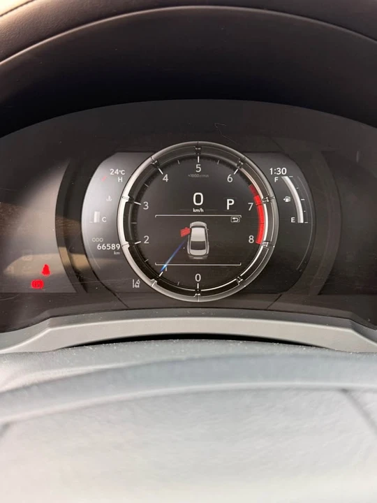 2023 Lexus IS 3rd Gen - Image 17 of 19