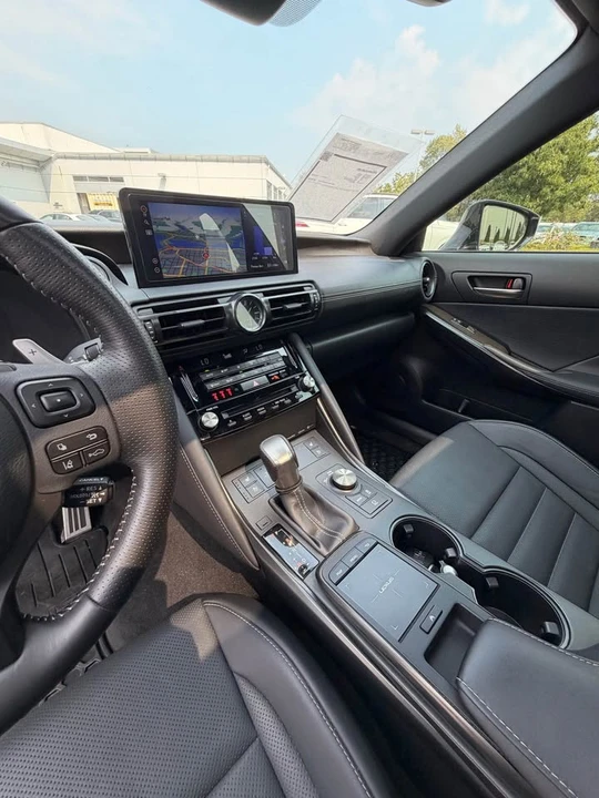 2023 Lexus IS 3rd Gen - Image 16 of 19