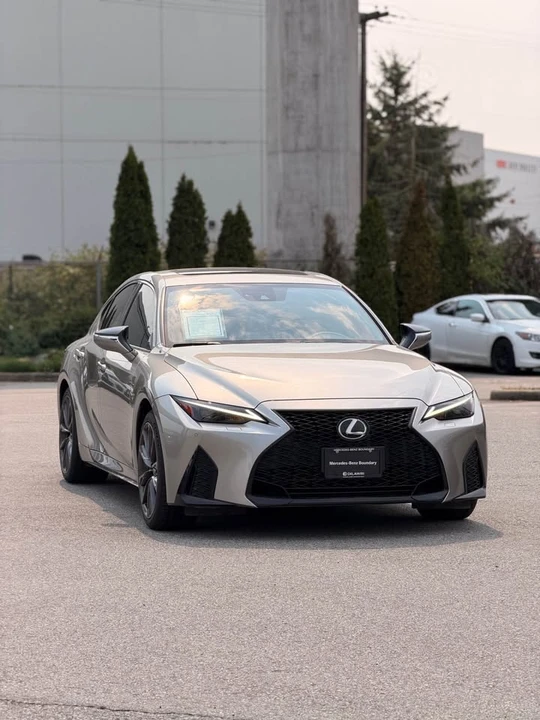 2023 Lexus IS 3rd Gen - Image 4 of 19