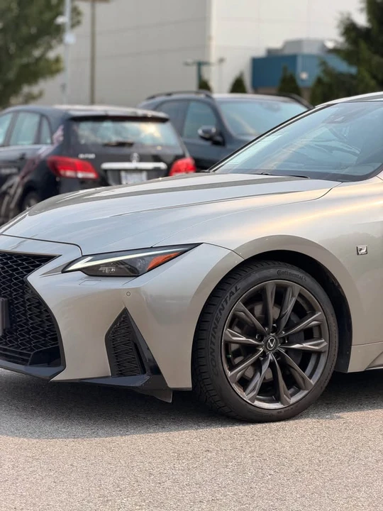 2023 Lexus IS 3rd Gen - Image 5 of 19