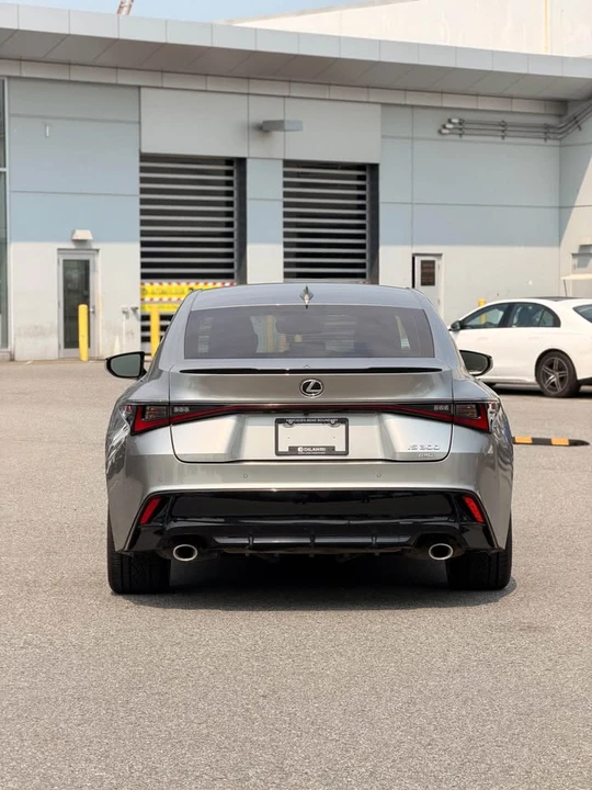 2023 Lexus IS 3rd Gen - Image 7 of 19